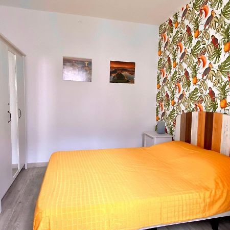 Town House With Patio In Quiet Residential Area 10 Min From Beach 토레몰리노스 외부 사진