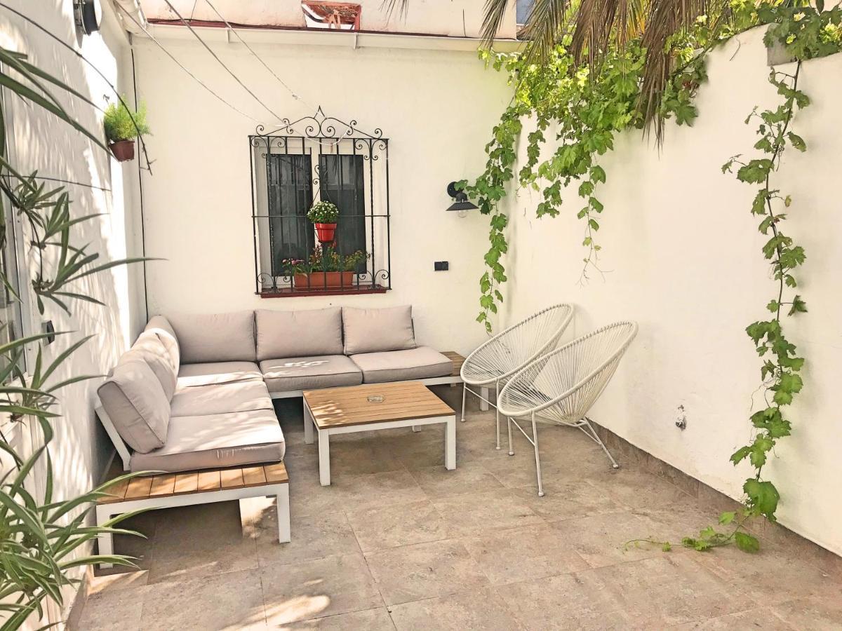 Town House With Patio In Quiet Residential Area 10 Min From Beach 토레몰리노스 외부 사진
